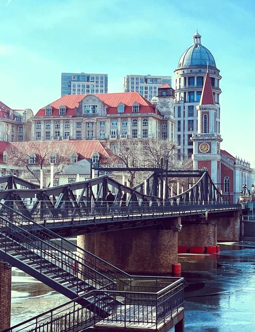 天津交友墙果然_天津哪里有好的旅行交友_天津免费交友