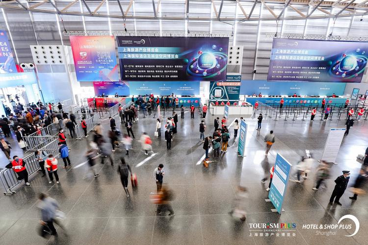 上海商业陪同服务介绍：合法性、注意事项及服务内容解析