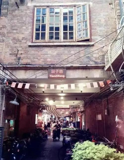 上海交友用什么软件_上海哪里有好的旅行交友_上海旅游交友群