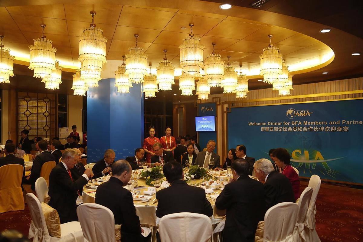 武汉商务陪同服务详解：从商务宴请到会议安排，全方位解析服务质量与人员素质