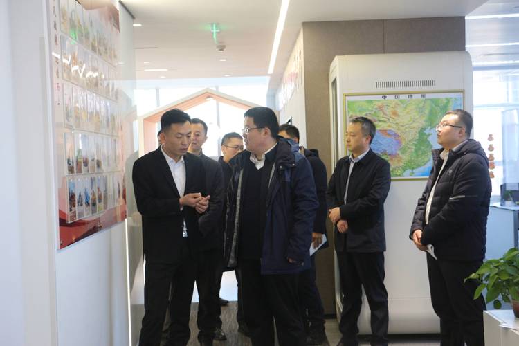 武汉商务伴游怎么样_商务伴游一般一天多少钱_武汉伴游如何收费