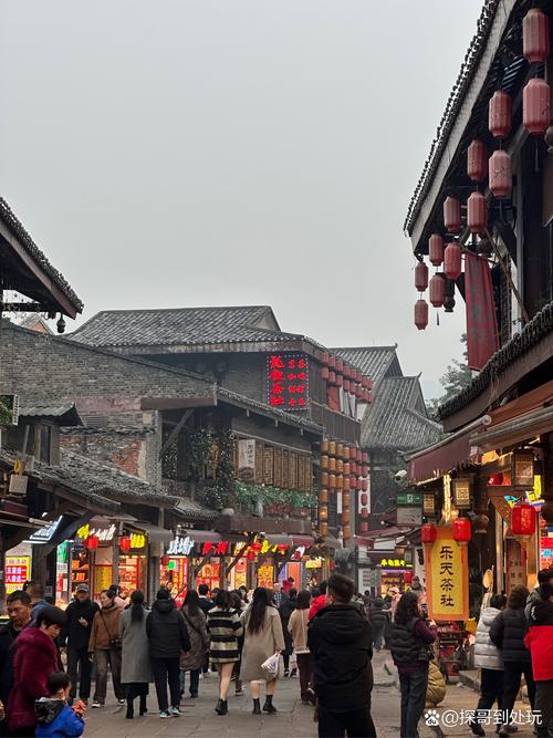 重庆旅行好去处洪崖洞磁器口，邂逅交友新体验